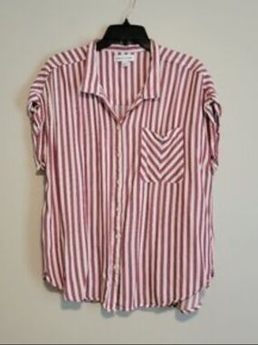 Alex & Jordan Pink Stripe Short Sleeve Button-Up Tee